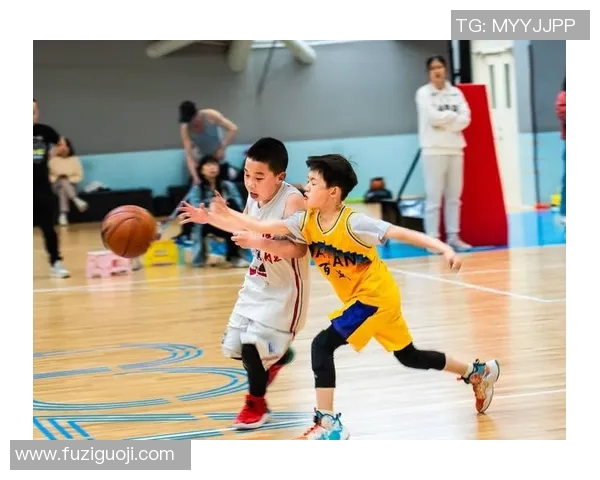 范子铭的成长之路与篮球梦想的追逐历程解析