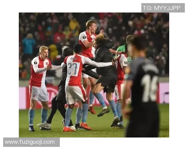 罗马与波尔图激战正酣谁能在欧战舞台上笑到最后